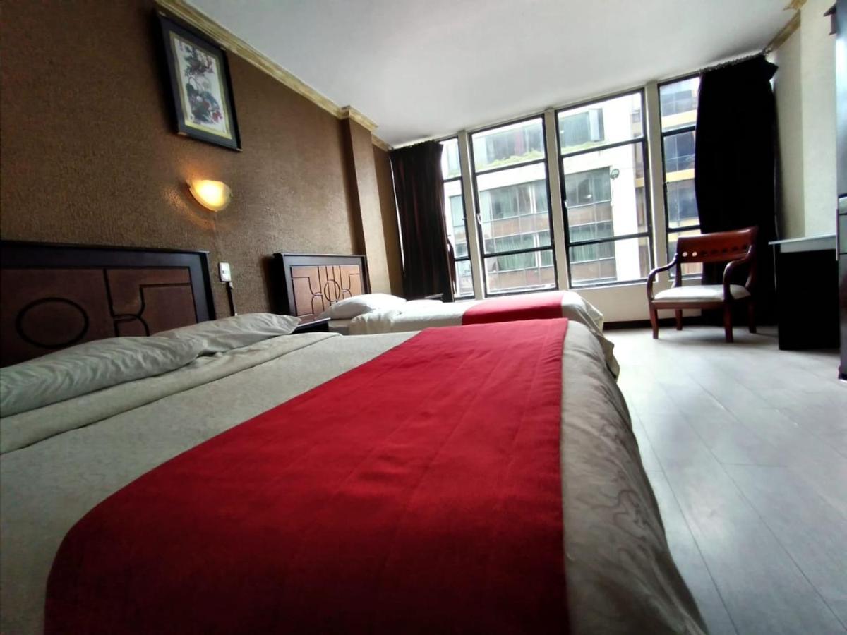 Hotel Imperial Амбато Экстерьер фото
