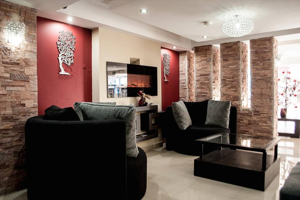 Hotel Imperial Амбато Экстерьер фото