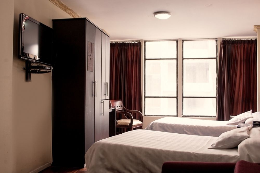 Hotel Imperial Амбато Экстерьер фото